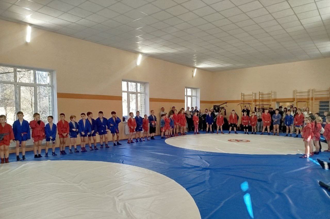 Александр Шатов: В Шахтерске прошел детский турнир по самбо «Золотая осень» Александр Шатов: В Шахтерске прошел детский турнир по самбо «Золотая осень»