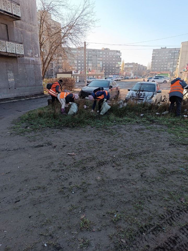 МУП "Зелёное хозяйство" на субботнике МУП "Зелёное хозяйство" на субботнике