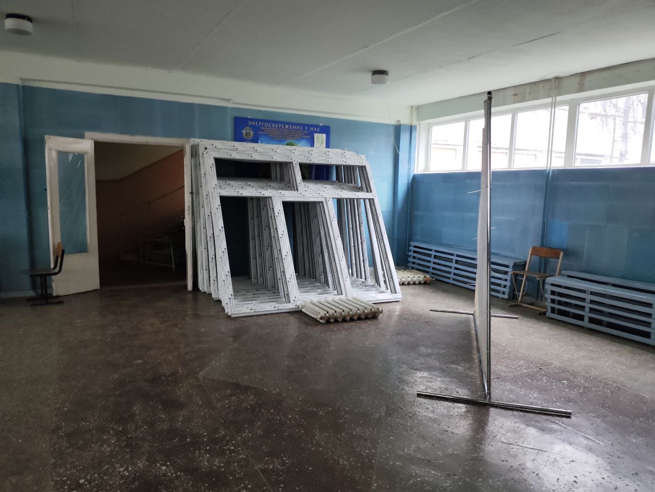 По поручению Главы ДНР Дениса Пушилина депутаты работают по заявлениям жителей республики из чат-бота По поручению Главы ДНР Дениса Пушилина депутаты работают по заявлениям жителей республики из чат-бота