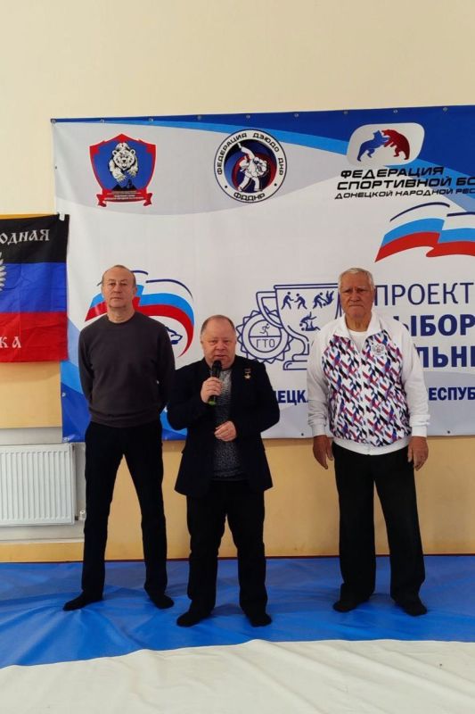 Александр Шатов: В Шахтерске прошел детский турнир по самбо «Золотая осень» Александр Шатов: В Шахтерске прошел детский турнир по самбо «Золотая осень»