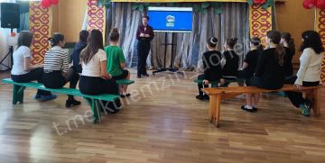 Сегодня во Дворце культуры «Смолянка» в рамках проекта «Историческая память» партии «Единая Россия» состоялся устный журнал «28 панфиловцев» из цикла «Дорогами войны»