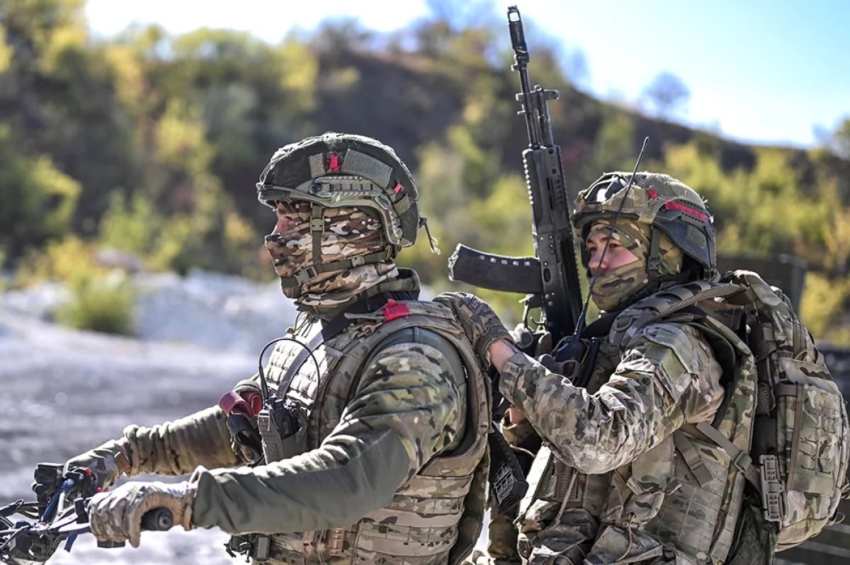 Сожгли тылы. ВС РФ почти взяли один из ключевых укрепрайонов ВСУ в Северске