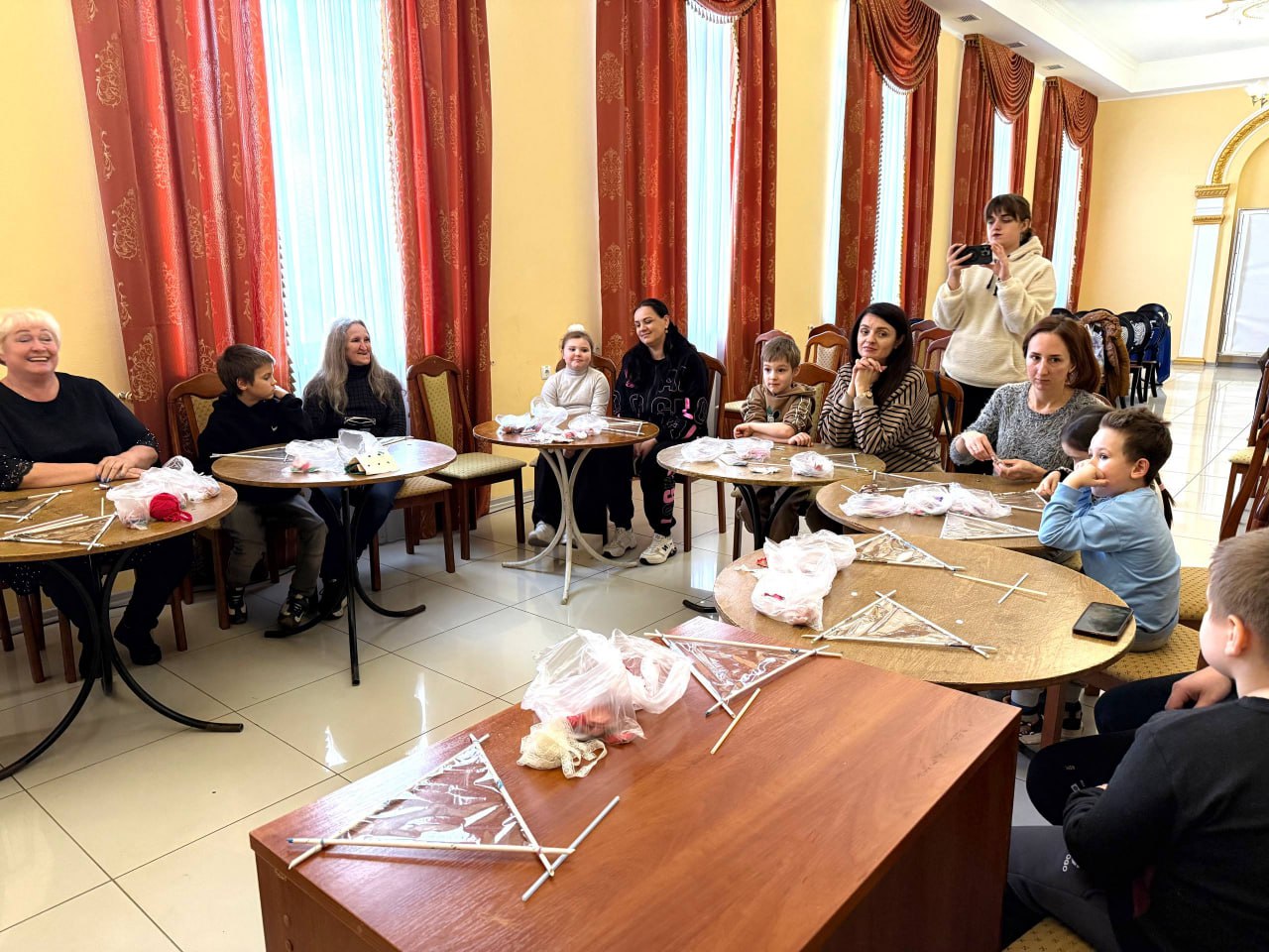 Мастер-класс для детей ветеранов в Харцызске Мастер-класс для детей ветеранов в Харцызске