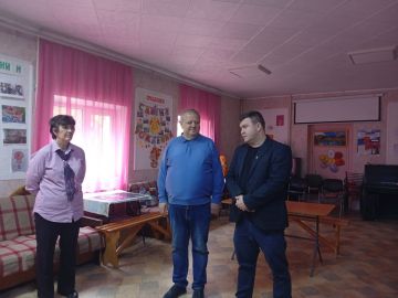 Провел встречу с трудовым коллективом Общества активных инвалидов «Донецкие зори»