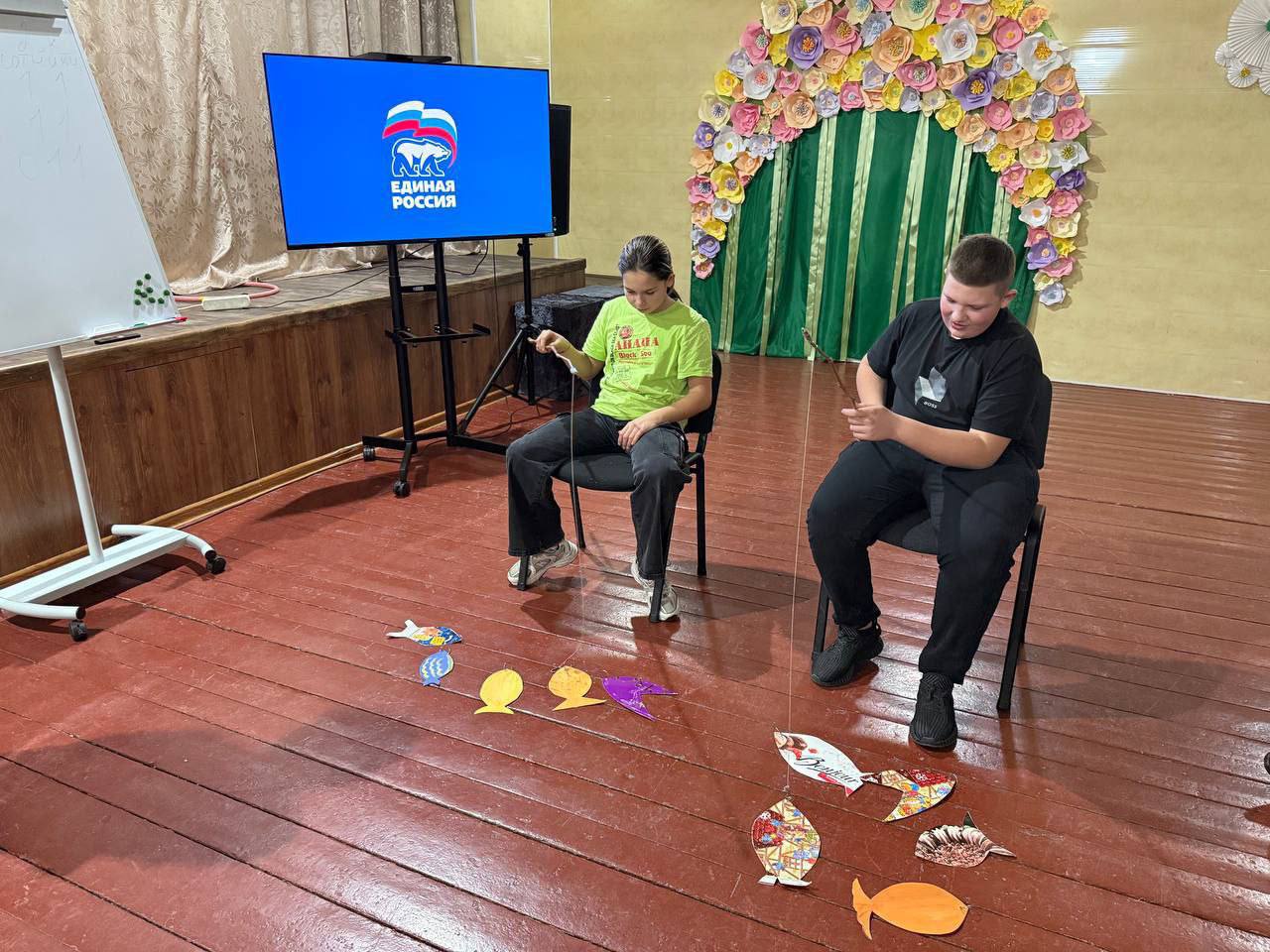 Дети — это маленькие создания, способные преобразить наше существование и наполнить его всеми цветами радуги Дети — это маленькие создания, способные преобразить наше существование и наполнить его всеми цветами радуги