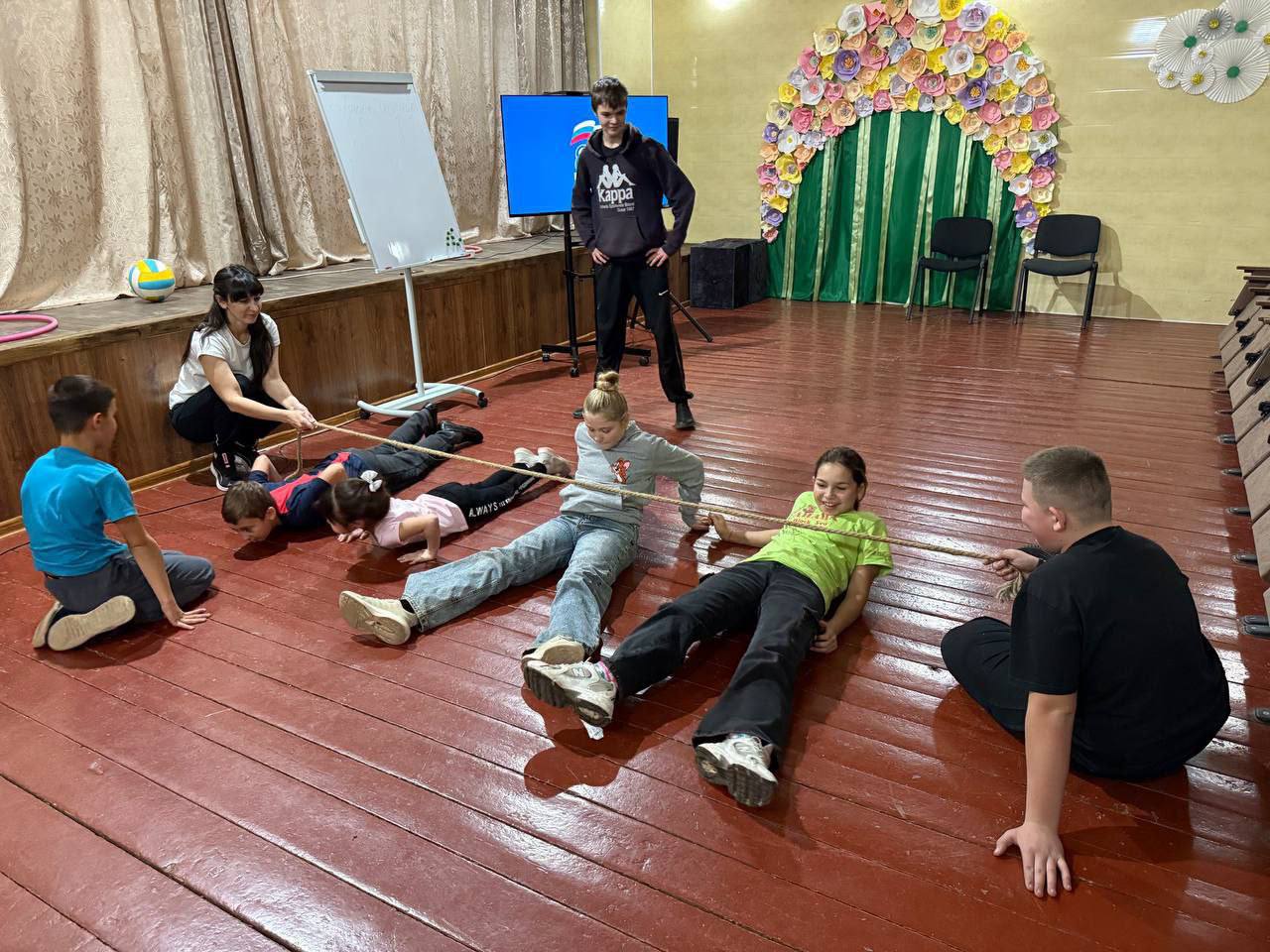 Дети — это маленькие создания, способные преобразить наше существование и наполнить его всеми цветами радуги Дети — это маленькие создания, способные преобразить наше существование и наполнить его всеми цветами радуги