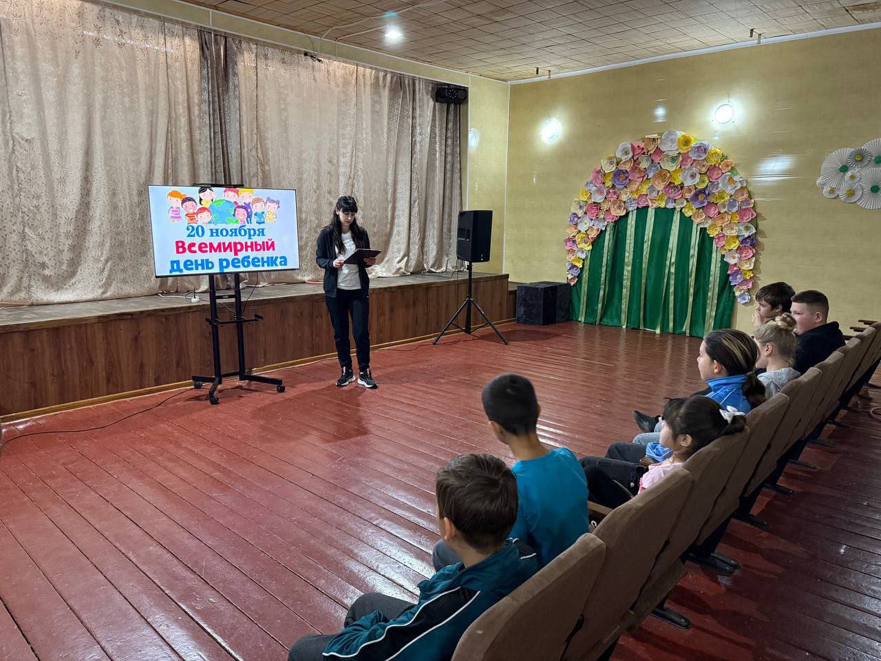 Дети — это маленькие создания, способные преобразить наше существование и наполнить его всеми цветами радуги Дети — это маленькие создания, способные преобразить наше существование и наполнить его всеми цветами радуги