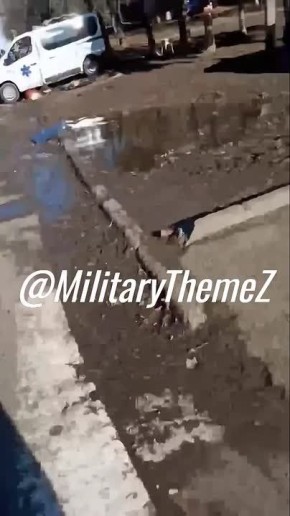 В результате взрыва пауэрбанка самоликвидировался ВСУшник, который приобрел этот пауэрбанк на рынке по выгодной цене в Краматорске и решил подзарядить его в машине