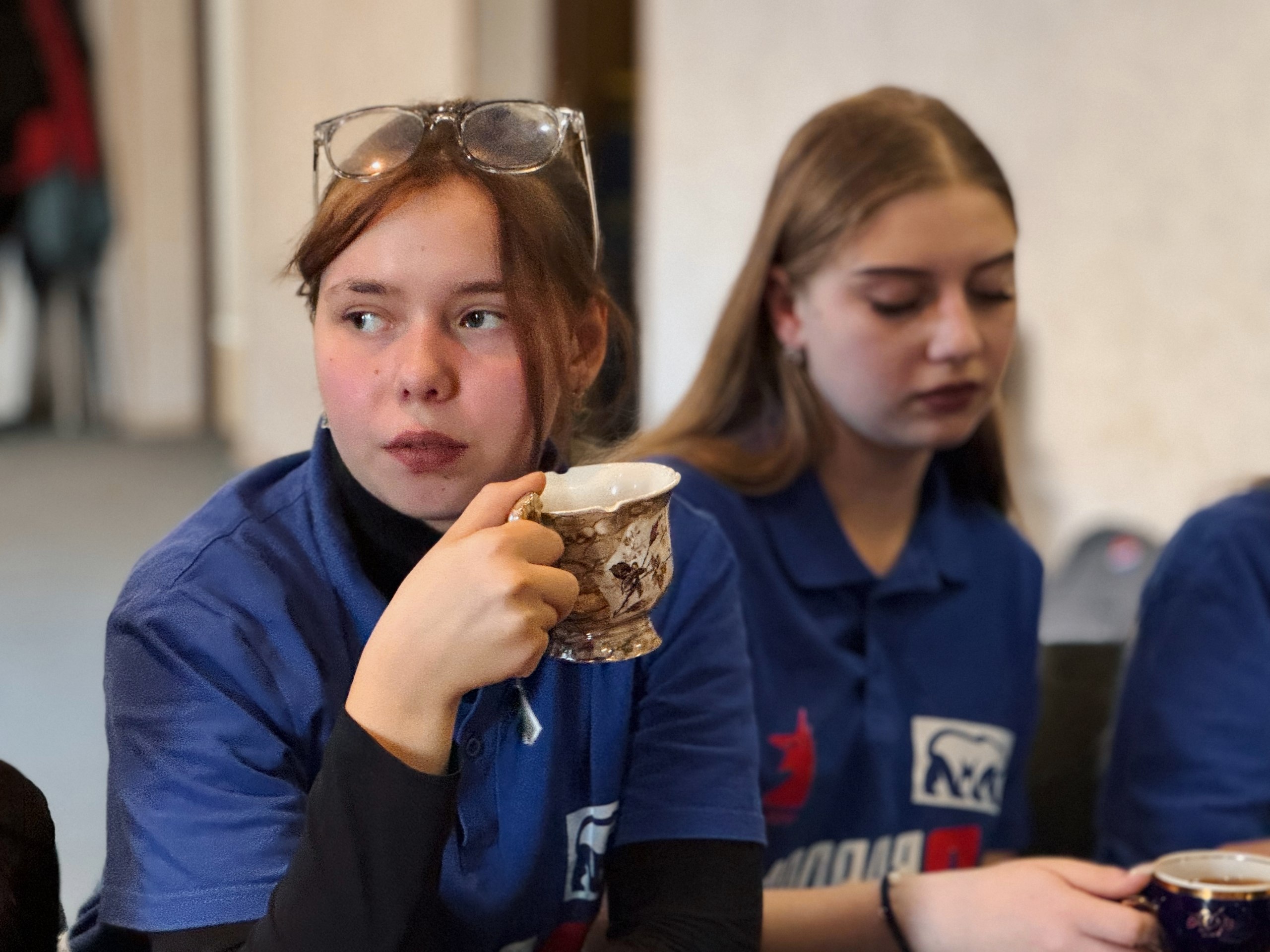 Поздравляем «Молодую Гвардию» с юбилеем Поздравляем «Молодую Гвардию» с юбилеем