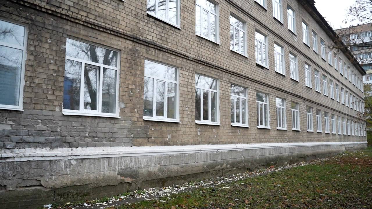 Донецкую школу № 62, пострадавшую от обстрелов ВСУ, восстановят до конца года Донецкую школу № 62, пострадавшую от обстрелов ВСУ, восстановят до конца года