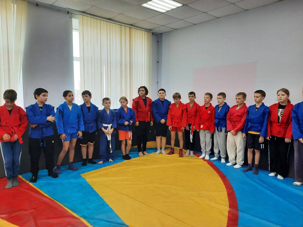 Всероссийский день самбо в Мангушском местном отделении партии «Единая Россия» отметили ярким и вдохновляющим мероприятием Всероссийский день самбо в Мангушском местном отделении партии «Единая Россия» отметили ярким и вдохновляющим мероприятием