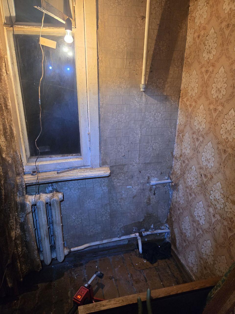 Колымские слесари-сантехники помогли ликвидировать коммунальную аварию в Ждановке Колымские слесари-сантехники помогли ликвидировать коммунальную аварию в Ждановке