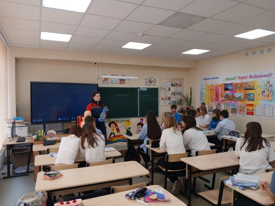 Мариупольские школьники осваивают важные навыки Мариупольские школьники осваивают важные навыки