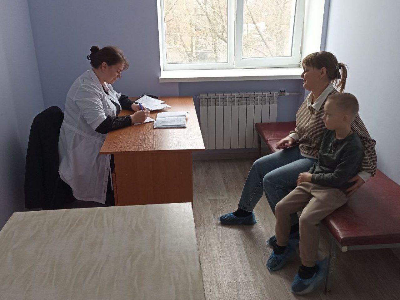 Мультидисциплинарная бригада детских специалистов побывала в Мангуше Мультидисциплинарная бригада детских специалистов побывала в Мангуше