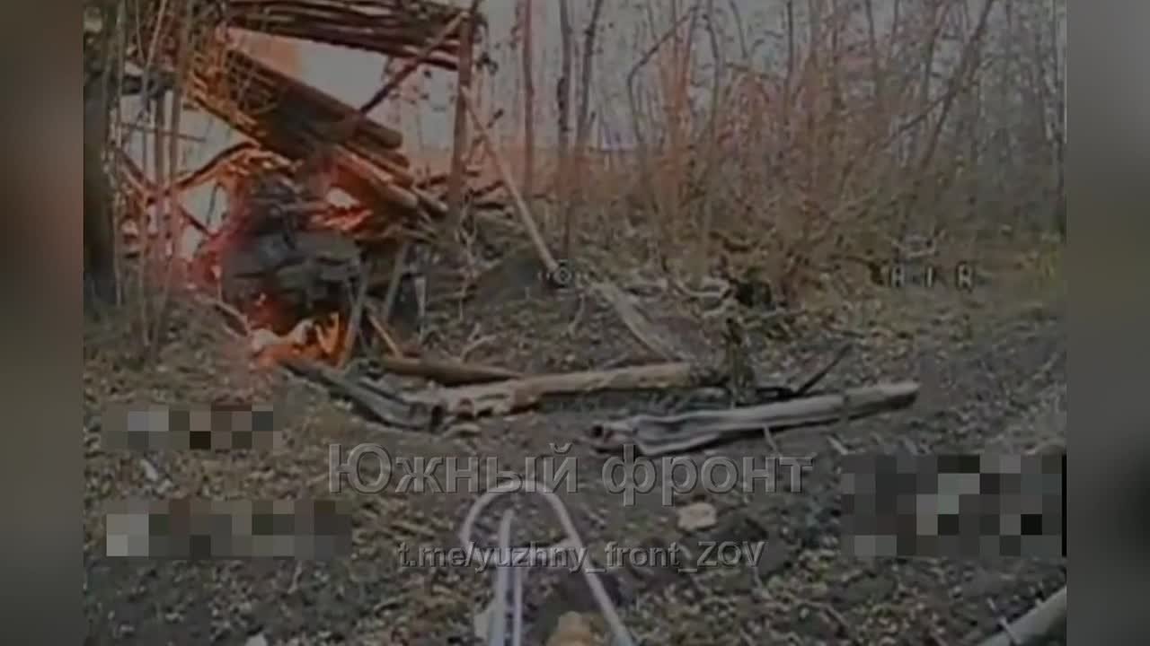 Уничтожение РСЗО БМ-21 "Град" ВСУ ударами FPV-дронов на Северском направлении