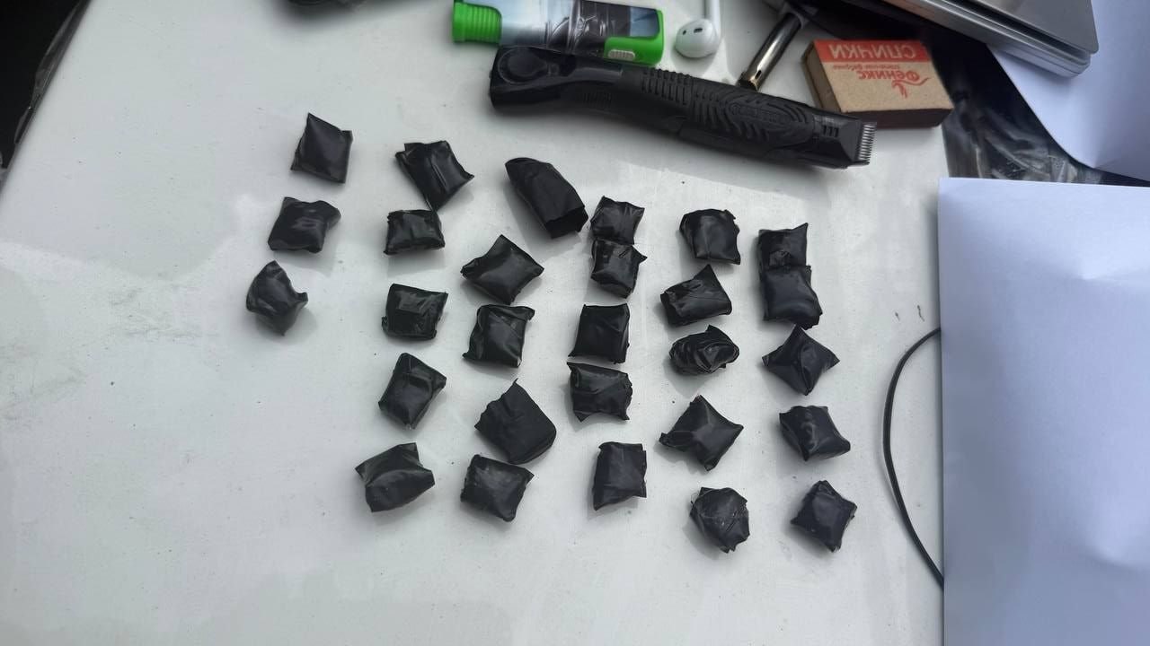 В Донецке задержали мужчину, подозреваемого в подготовке наркотических закладок