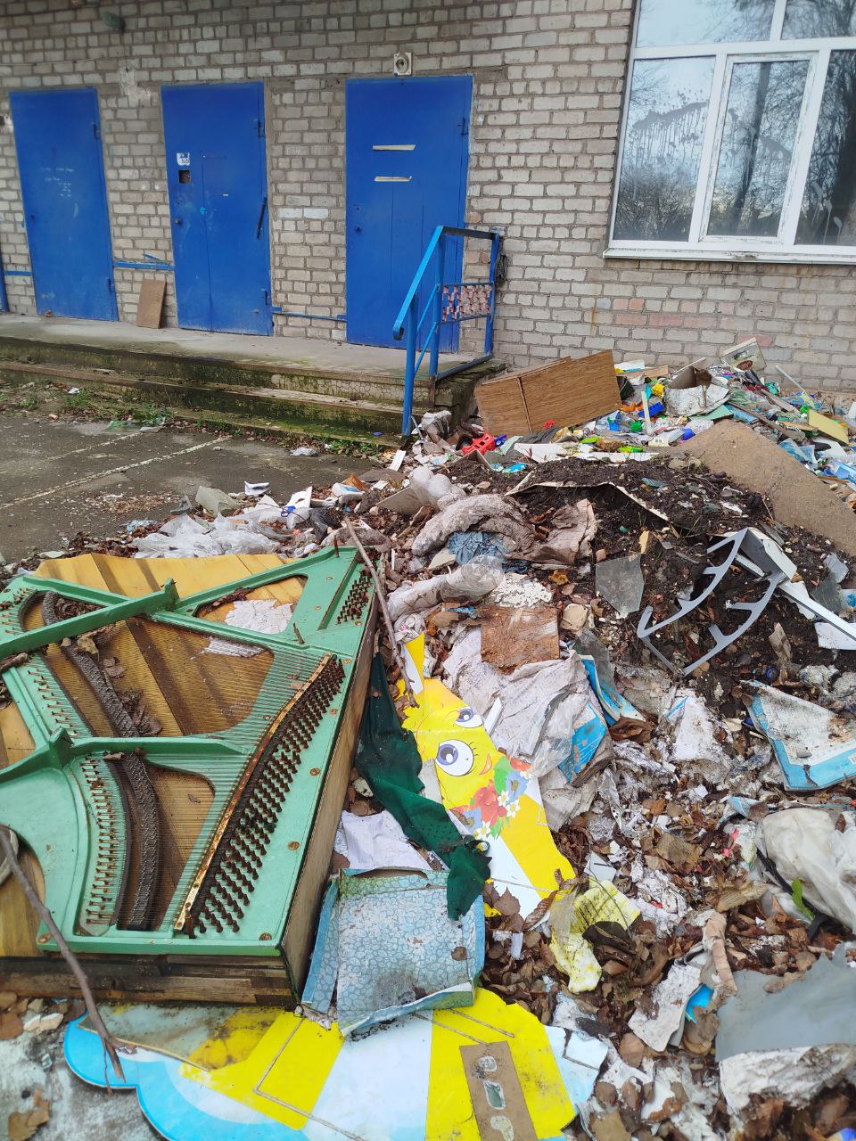 Детсад 130 в пер. Трамвайном Детсад 130 в пер. Трамвайном