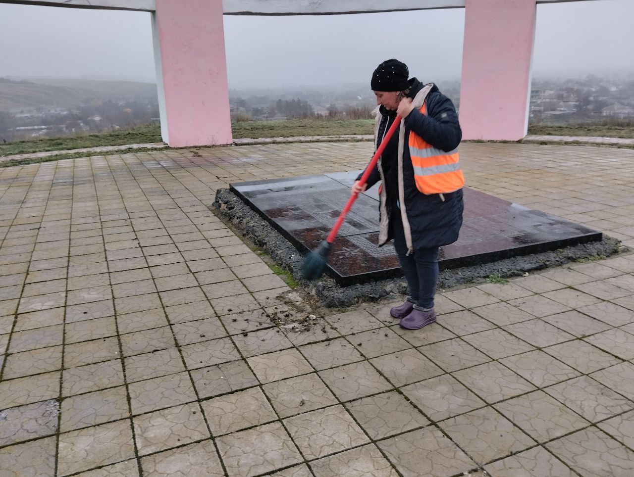 Итоги работы МУП "Восток-Комсервис" за период с 07.11.2025 по 13.11.2025. На территории Володарского муниципального округа были произведены следующие работы: Итоги работы МУП "Восток-Комсервис" за период с 07.11.2025 по 13.11.2025. На территории Володарского муниципального округа были произведены следующие работы: