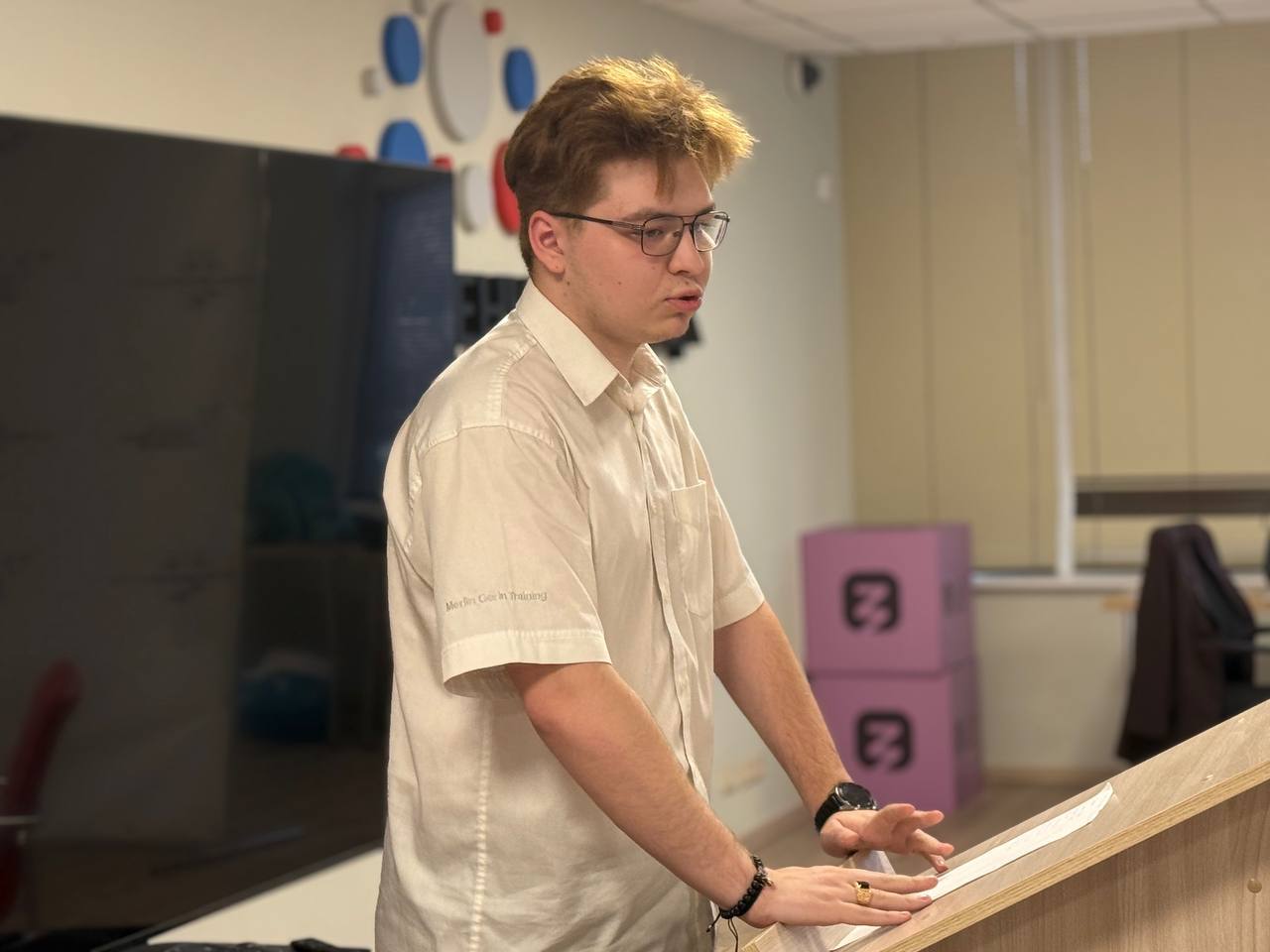 Итоги молодежных дебатов. Комитет по реализации молодежных инициатив и сохранению культурных и духовных ценностей совместно с Дискуссионным клубом «Трибуна» провели финальные интеллектуальные дебаты среди студентов средних... Итоги молодежных дебатов. Комитет по реализации молодежных инициатив и сохранению культурных и духовных ценностей совместно с Дискуссионным клубом «Трибуна» провели финальные интеллектуальные дебаты среди студентов средних...