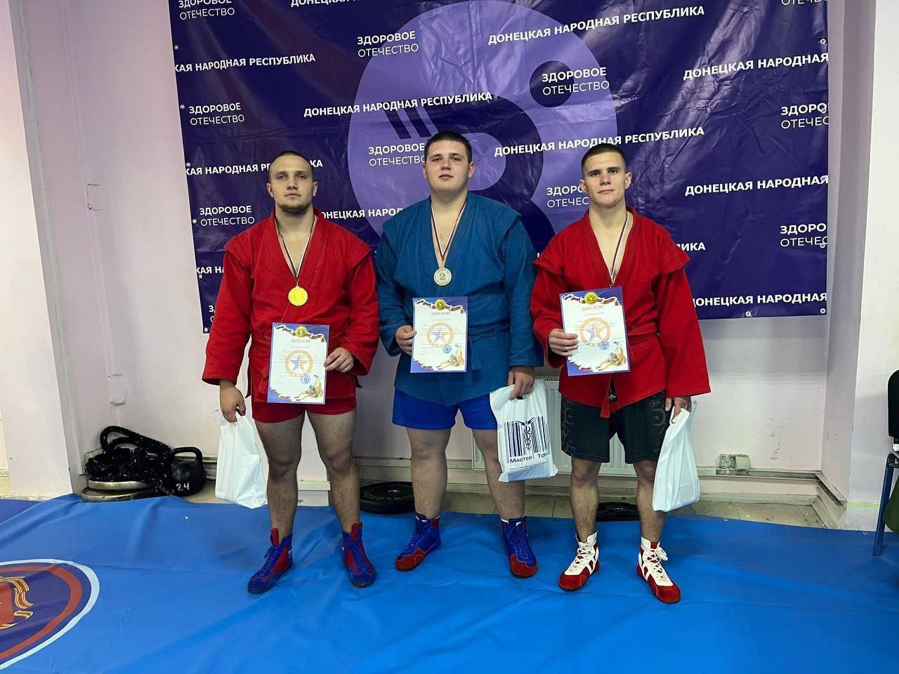 16 ноября в г.Донецке в рамках празднования Всероссийского дня самбо на территории Донецкой Народной Республики состоялось значимое спортивное событие -студенческие соревнования "УниверЛига" по самбо 16 ноября в г.Донецке в рамках празднования Всероссийского дня самбо на территории Донецкой Народной Республики состоялось значимое спортивное событие -студенческие соревнования "УниверЛига" по самбо