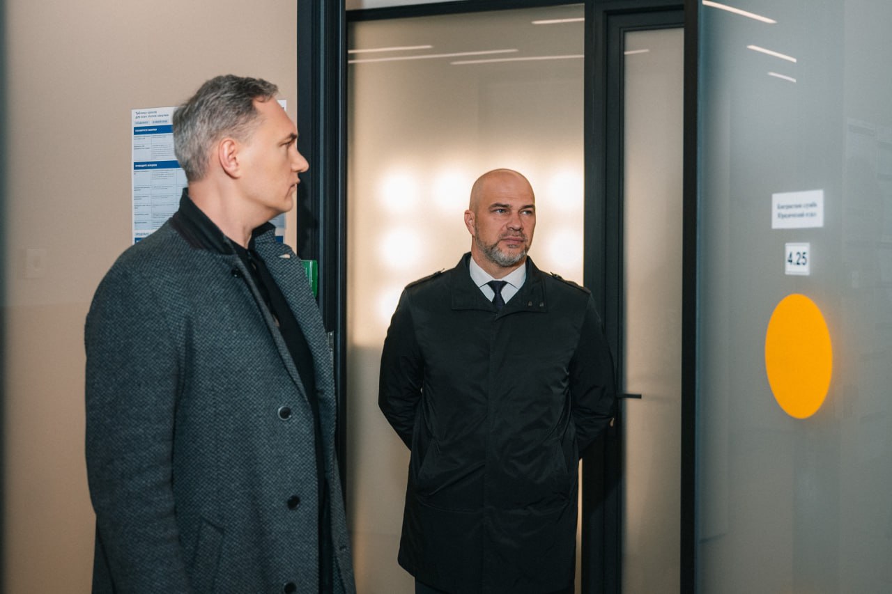 Бахрушинский музей посетил глава городского округа Дебальцево Сергей Желновач Бахрушинский музей посетил глава городского округа Дебальцево Сергей Желновач