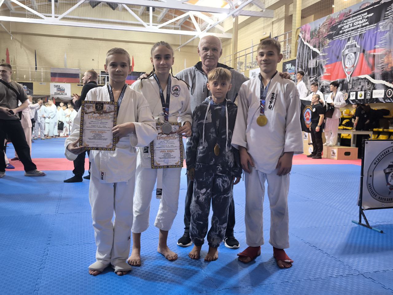 Золотые медали и призовые места – триумфальное выступление воспитанников Иловайского ФСК «Локомотив»