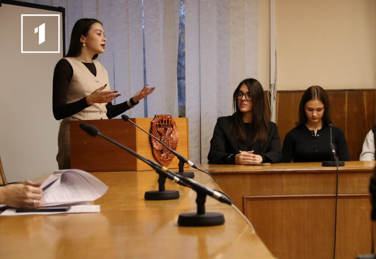 Молодые дончане учатся у медиаэкспертов ПРК Молодые дончане учатся у медиаэкспертов ПРК