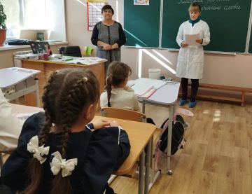 Сотрудники Староигнатьевской амбулатории ОПСМ провели беседу с учащимися 1-4 классов на тему: "Профилактика энтеробиоза"