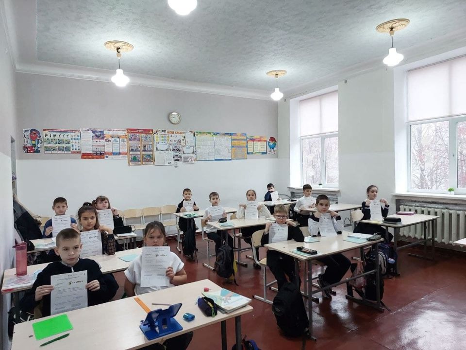 В школах Ждановки провели занятия на тему «Как решать конфликты и справляться с трудностями?» В школах Ждановки провели занятия на тему «Как решать конфликты и справляться с трудностями?»