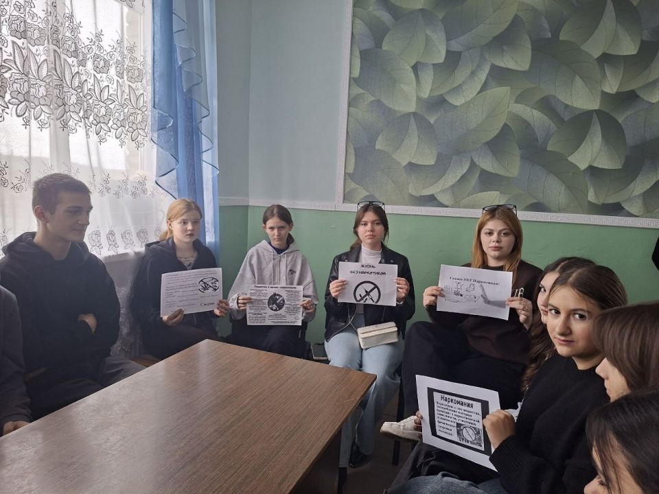 В Стыле прошел диспут «Наш выбор-мир без наркотиков» В Стыле прошел диспут «Наш выбор-мир без наркотиков»