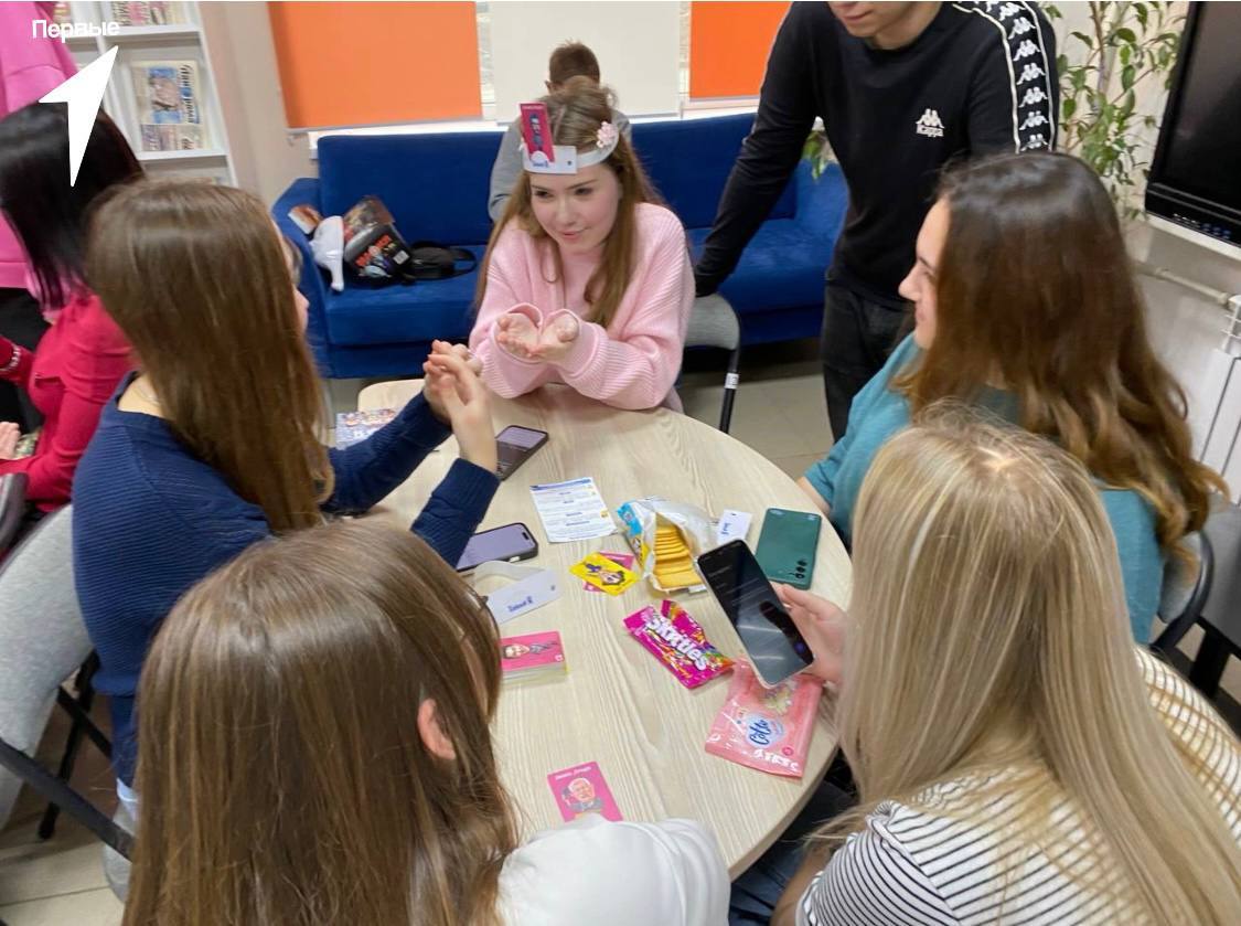 Атмосфера, идеи и настолки: как прошёл сбор активистов Движения Первых в библиотеке Атмосфера, идеи и настолки: как прошёл сбор активистов Движения Первых в библиотеке