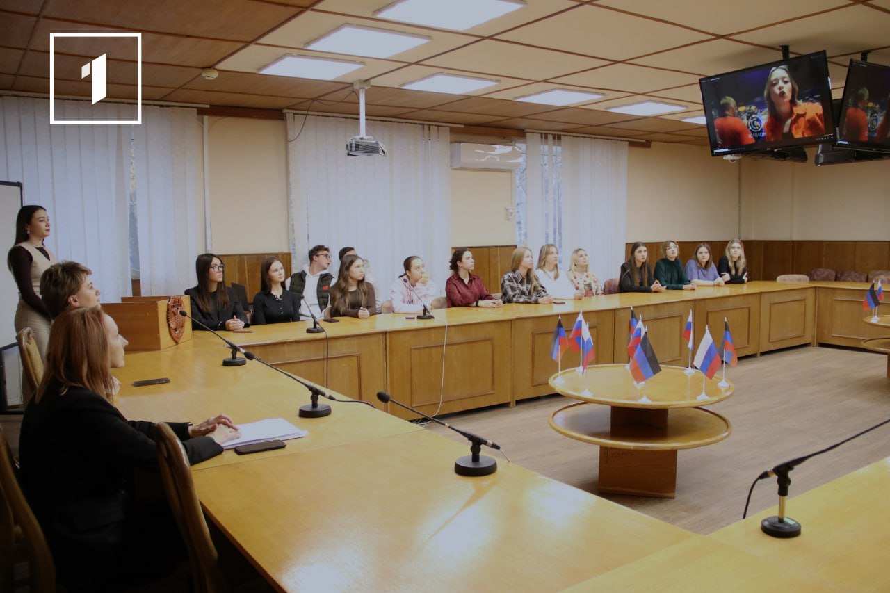 Молодые дончане учатся у медиаэкспертов ПРК Молодые дончане учатся у медиаэкспертов ПРК