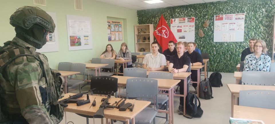 Олег Трофимов: Уроки труда и ОБЗР стали интереснее и полезнее Олег Трофимов: Уроки труда и ОБЗР стали интереснее и полезнее