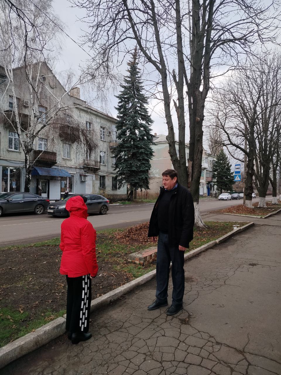 Депутат Иловайского городского совета Петренко Валерий Николаевич провел встречу с жителями