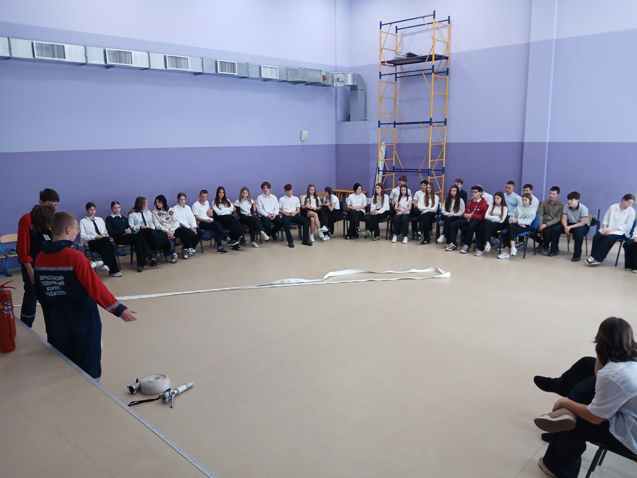 Мариупольские школьники осваивают важные навыки Мариупольские школьники осваивают важные навыки