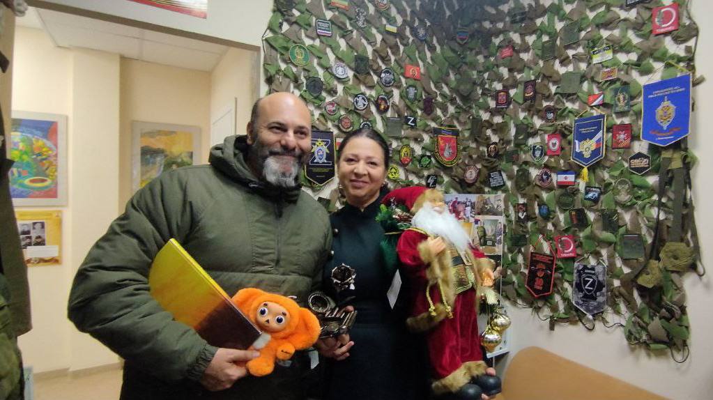 Чилийский журналист и автор книги «Дети Донбасса» —Патрисио Мери Белл, в гостях в КСВО ДНР Чилийский журналист и автор книги «Дети Донбасса» —Патрисио Мери Белл, в гостях в КСВО ДНР