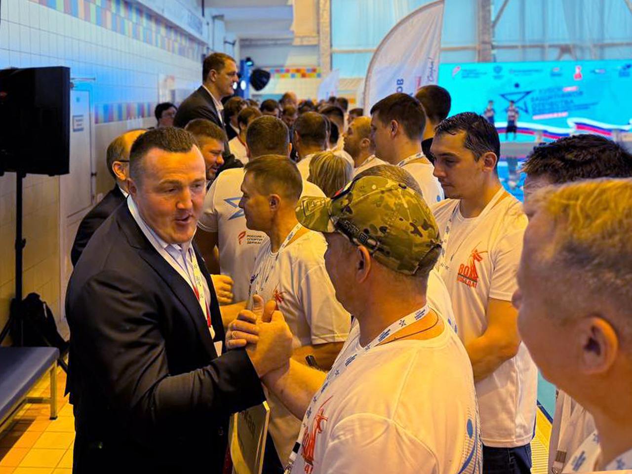 Ветераны из ДНР представили Республику на «Кубке Защитников Отечества» по плаванию в Самаре Ветераны из ДНР представили Республику на «Кубке Защитников Отечества» по плаванию в Самаре