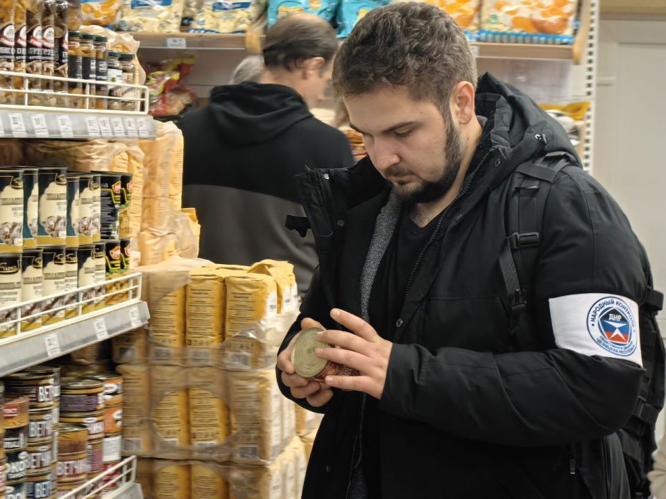 Иван Приходько: Активисты Народного контроля отреагировали на жалобу о просроченных сладостях в Горловке Иван Приходько: Активисты Народного контроля отреагировали на жалобу о просроченных сладостях в Горловке