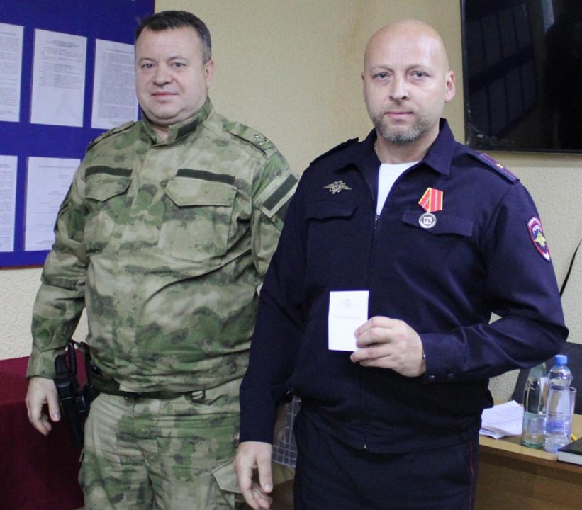 Олег Калинкин посетил линейные отделы МВД России в ДНР, ЛНР, Херсонской и Запорожской областях Олег Калинкин посетил линейные отделы МВД России в ДНР, ЛНР, Херсонской и Запорожской областях