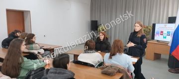              7  ..            7 (...