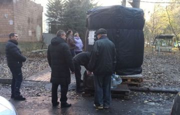 По поручению Главы ДНР Дениса Пушилина в Ворошиловском внутригордском районе продолжаются встречи с населением