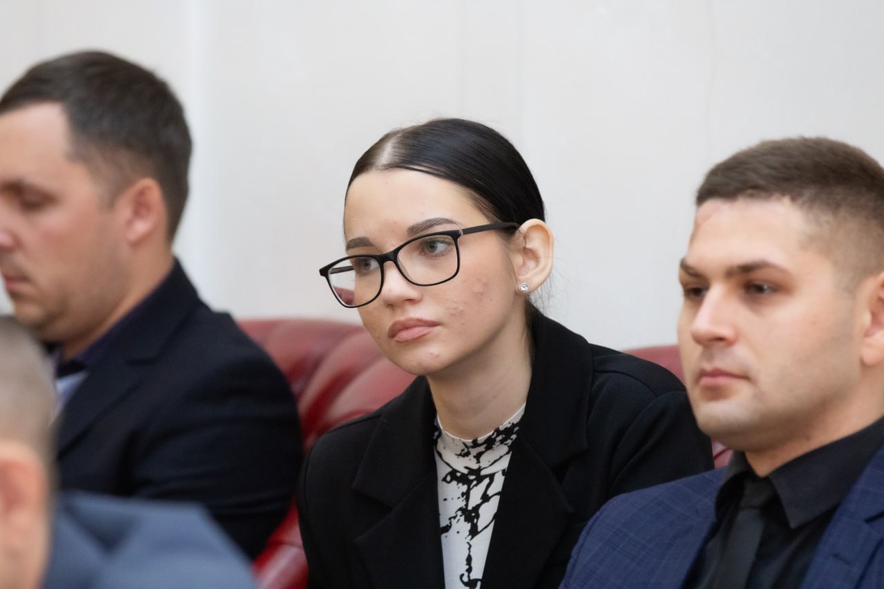 Посетили пленарное заседание Народного Совета ДНР Посетили пленарное заседание Народного Совета ДНР