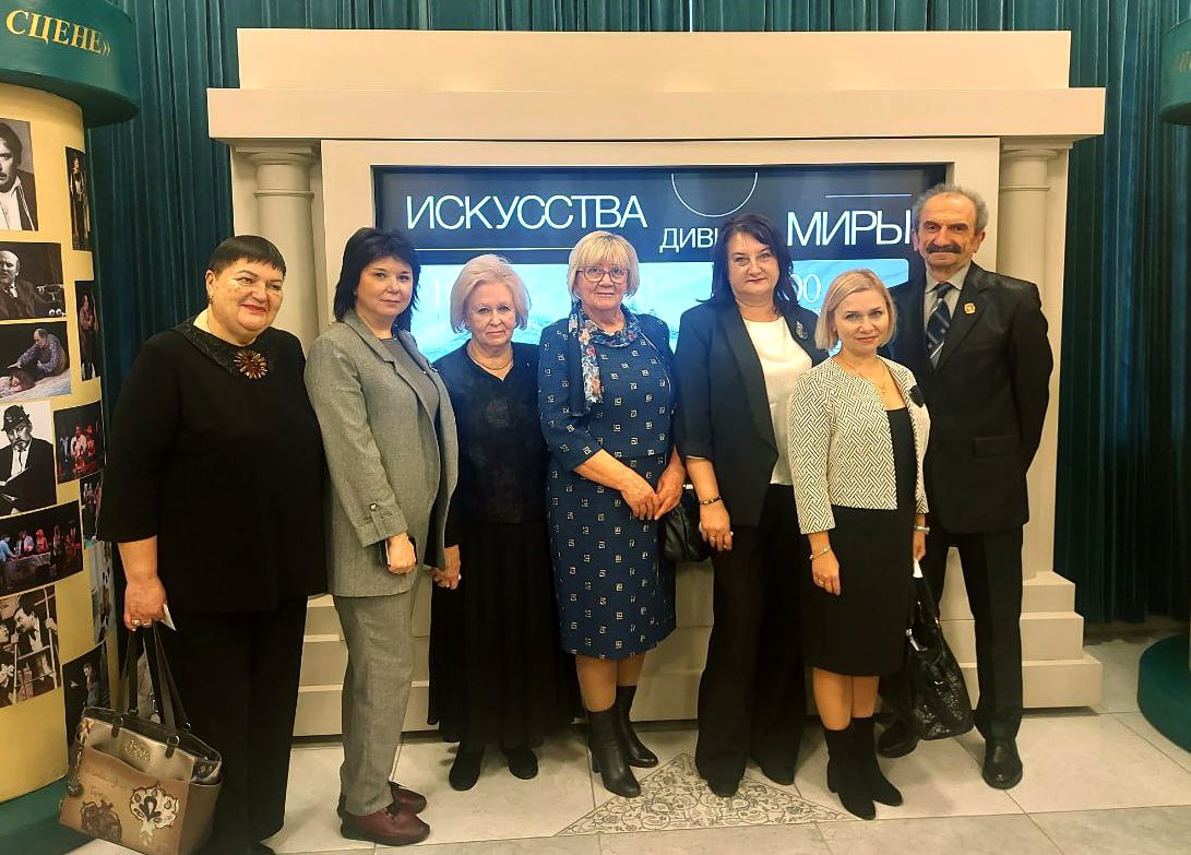 Олег Трофимов: В ДНР отметили предстоящий День преподавателя высшей школы Олег Трофимов: В ДНР отметили предстоящий День преподавателя высшей школы