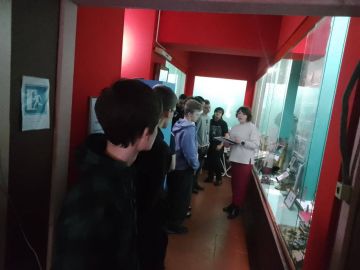 В МБУ «Музей истории город Харцызска» пришли ребята Харцызского технологического колледжа