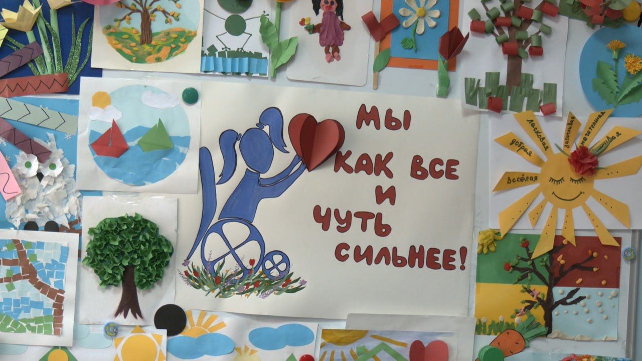 Александр Волошин: #гуманитарнаяпомощь. В рамках акции «Единой России» «Коробка храбрости» посетили Горловский Центр социальной реабилитации инвалидов и детей-инвалидов Александр Волошин: #гуманитарнаяпомощь. В рамках акции «Единой России» «Коробка храбрости» посетили Горловский Центр социальной реабилитации инвалидов и детей-инвалидов