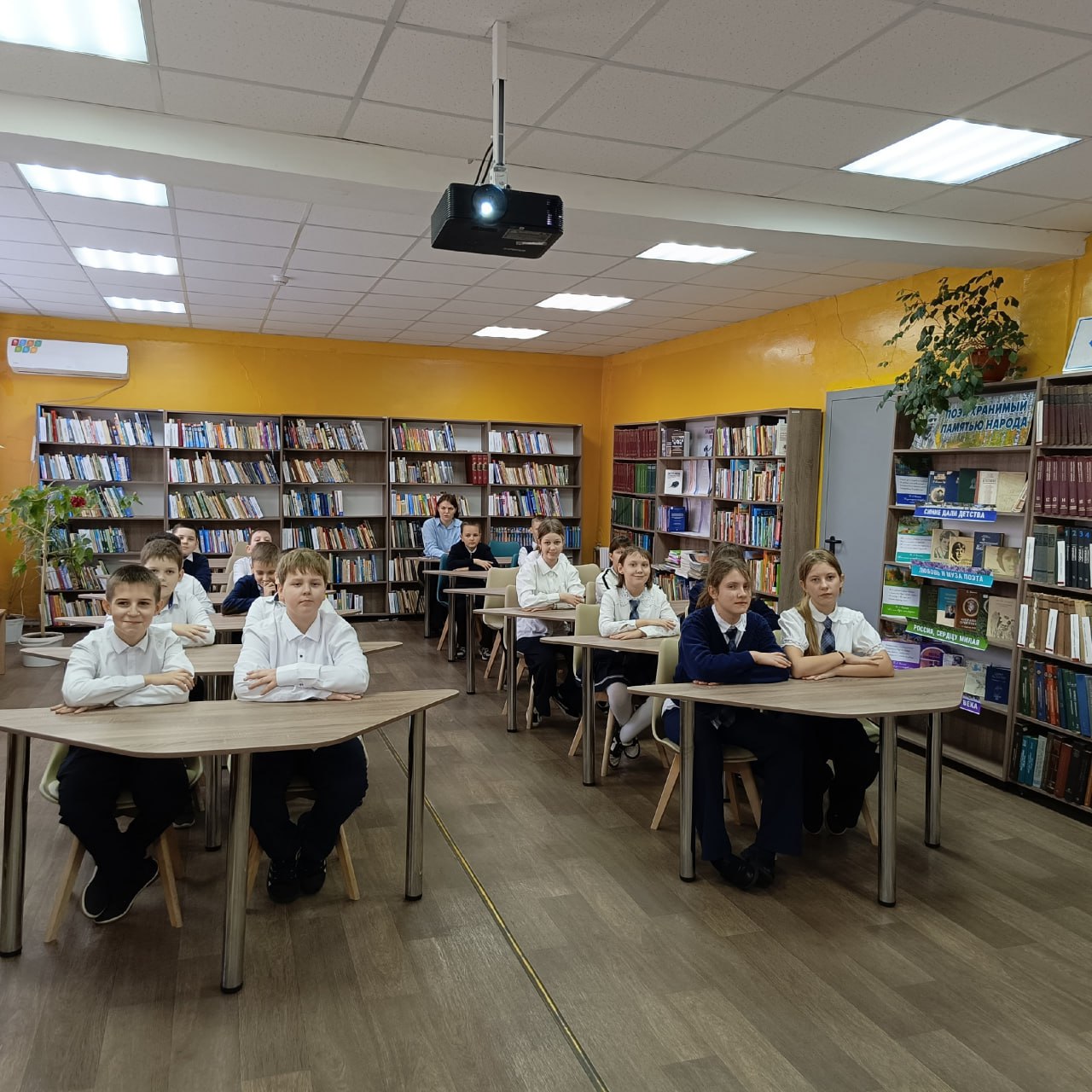 Вдохновение через творчество: встреча с Михаилом Пляцковским в Кировской библиотеке Вдохновение через творчество: встреча с Михаилом Пляцковским в Кировской библиотеке