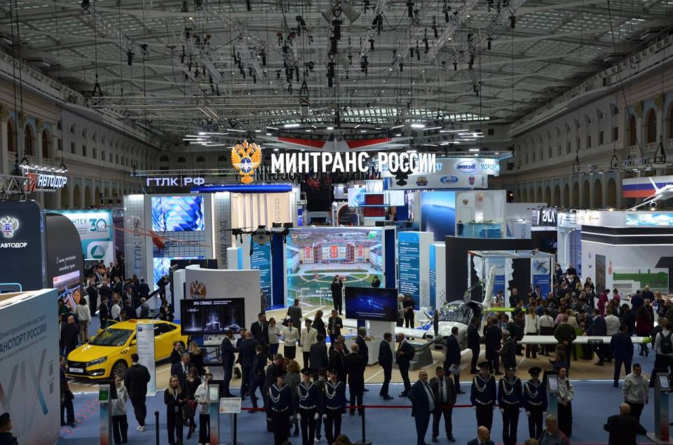 ДНР представляет свой потенциал на выставке «Транспорт России» в Москве ДНР представляет свой потенциал на выставке «Транспорт России» в Москве