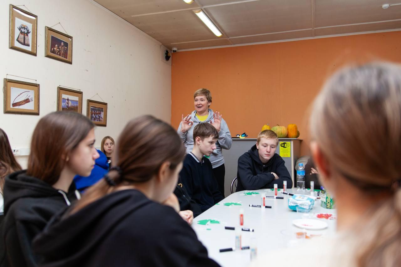 Для молодежи из Дебальцево провели экскурсию в хабаровском зоосаде «Приамурский» Для молодежи из Дебальцево провели экскурсию в хабаровском зоосаде «Приамурский»