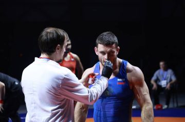 Борец из Волновахи - серебряный призёр международных соревнований по спортивной (греко-римской) на призы губернатора ЯНАО