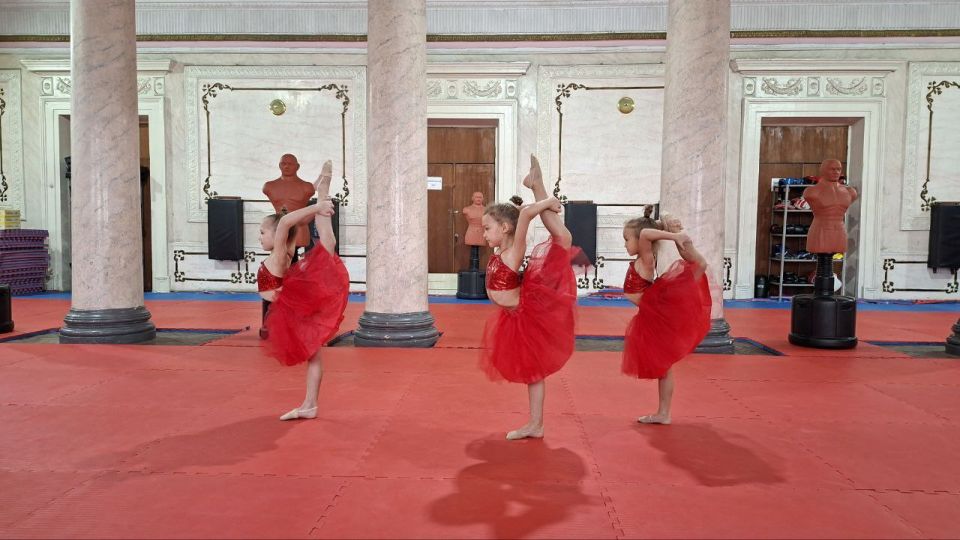 8 ноября, в сердце Горняцкого внутригородского района, начались торжественные мероприятия, посвященные знаменательной дате – 50-летию со дня его основания 8 ноября, в сердце Горняцкого внутригородского района, начались торжественные мероприятия, посвященные знаменательной дате – 50-летию со дня его основания
